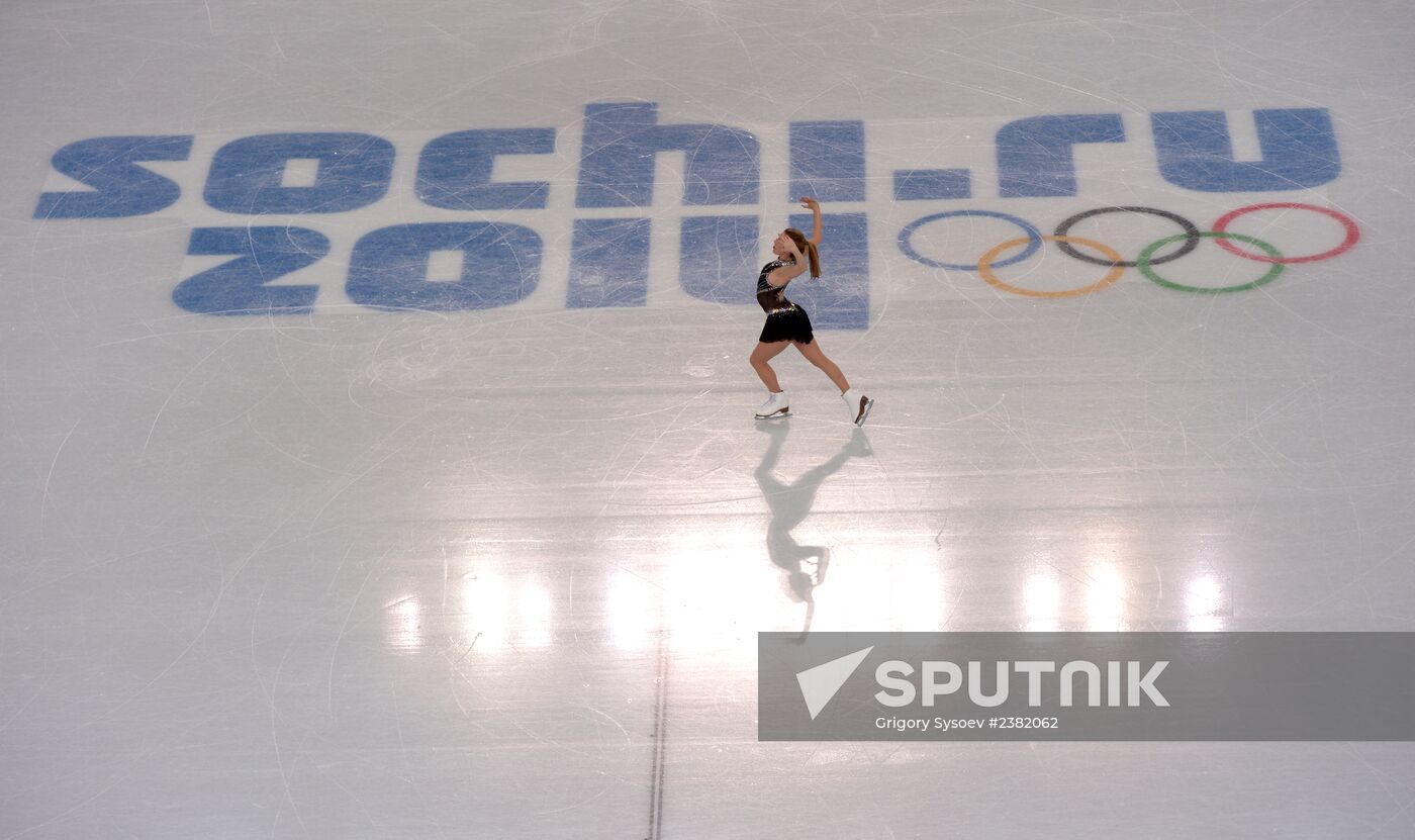 2014 Winter Olympics. Figure skating. Women’s singles. Short program
