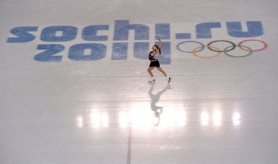 2014 Winter Olympics. Figure skating. Women’s singles. Short program