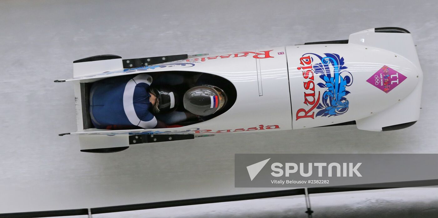 2014 Winter Olympics. Bobsleigh. Women. Day Two