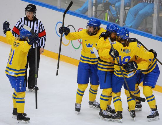 2014 Winter Olympics. Ice hockey. Women. Bronze medal match