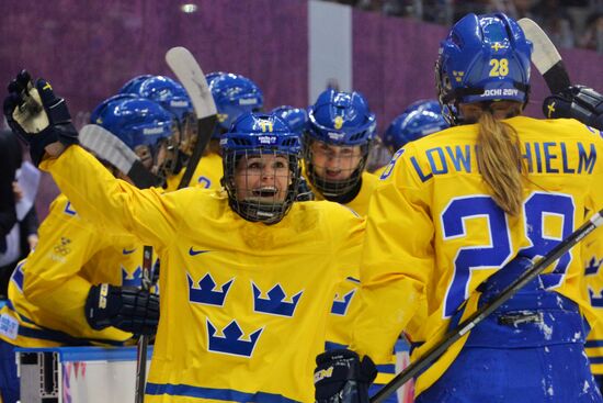 2014 Winter Olympics. Ice hockey. Women. Bronze medal match