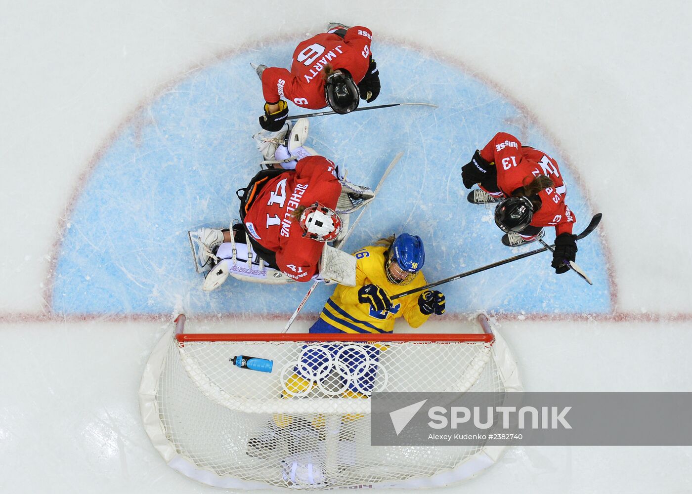 2014 Winter Olympics. Ice hockey. Women. Bronze medal match