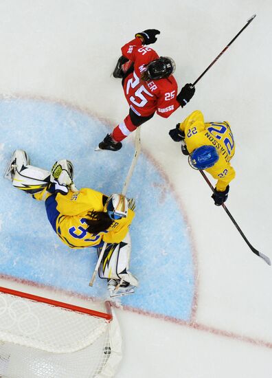 2014 Winter Olympics. Ice hockey. Women. Bronze medal match