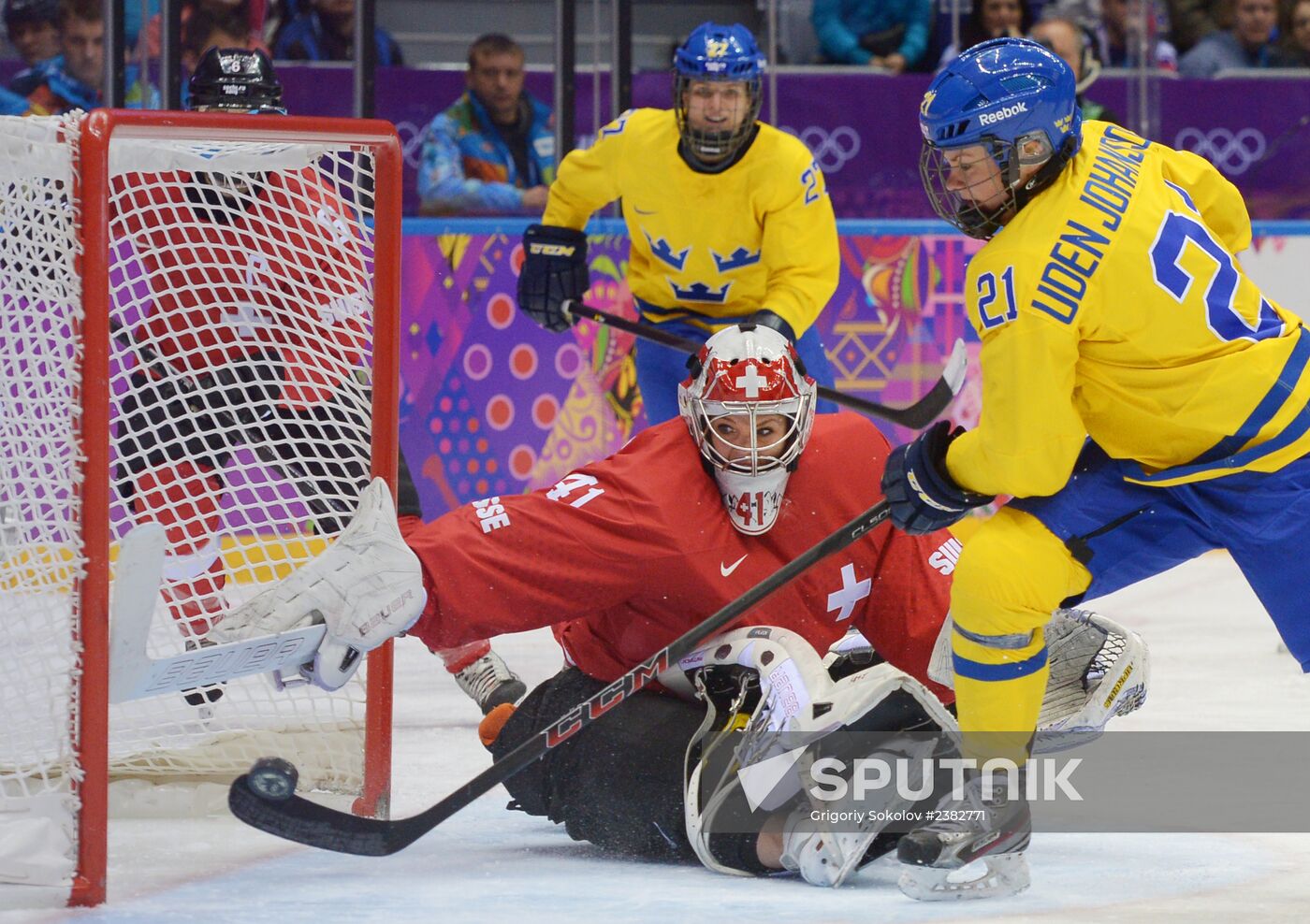 2014 Winter Olympics. Ice hockey. Women. Bronze medal match