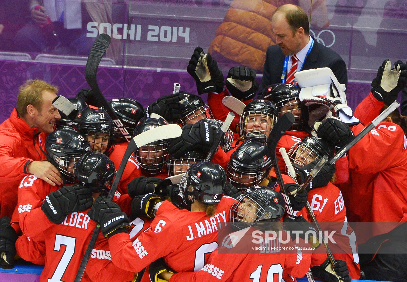 2014 Winter Olympics. Ice hockey. Women. Bronze medal match