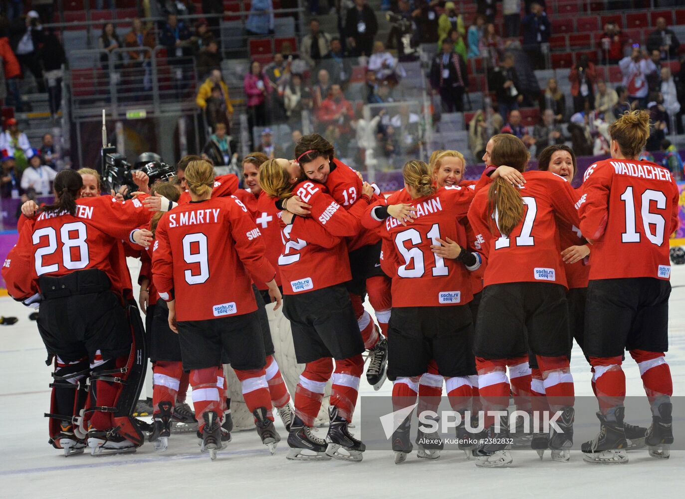 2014 Winter Olympics. Ice hockey. Women. Bronze medal match