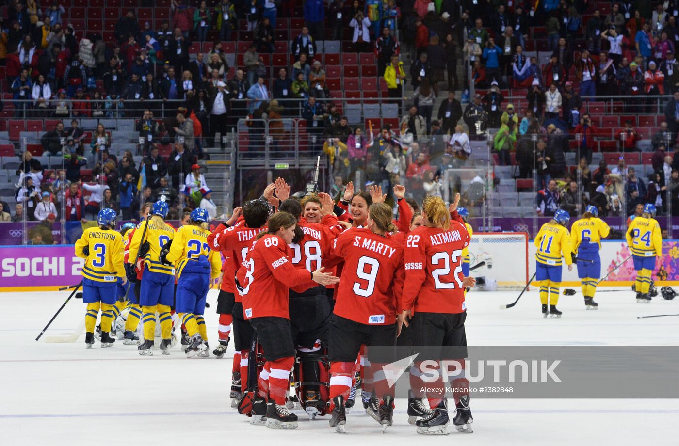 2014 Winter Olympics. Ice hockey. Women. Bronze medal match
