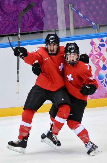 2014 Winter Olympics. Ice hockey. Women. Bronze medal match