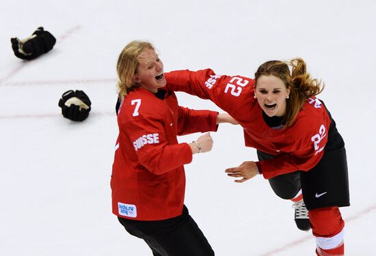 2014 Winter Olympics. Ice hockey. Women. Bronze medal match