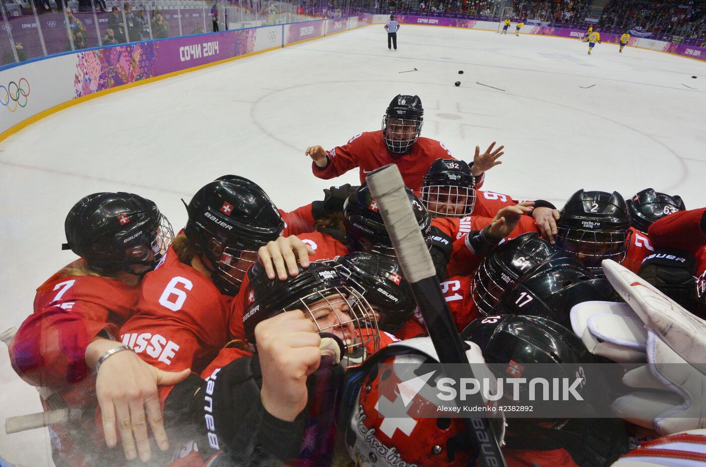 2014 Winter Olympics. Ice hockey. Women. Bronze medal match