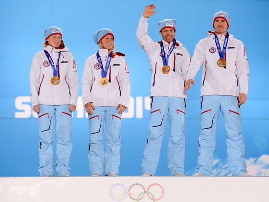 2014 Winter Olympics. Medal ceremony. Day Thirteen