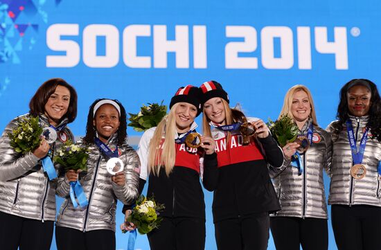 2014 Winter Olympics. Medal ceremony. Day Thirteen