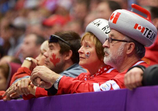 2014 Winter Olympics. Ice hockey. Women. Finals