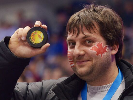 2014 Winter Olympics. Ice hockey. Women. Finals