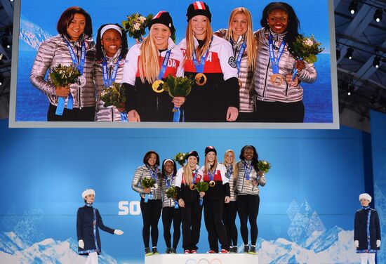 2014 Winter Olympics. Medal ceremony. Day Thirteen