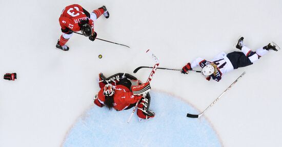 2014 Winter Olympics. Ice hockey. Women. Finals