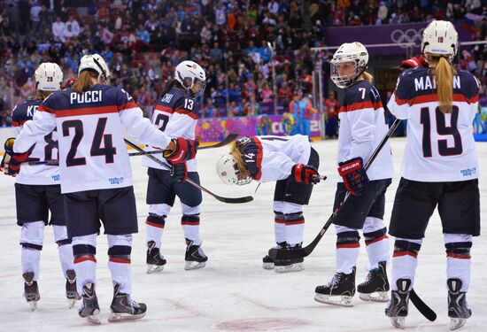 2014 Winter Olympics. Ice hockey. Women. Finals