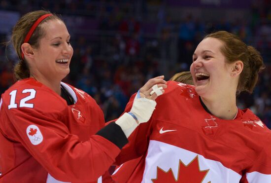 2014 Winter Olympics. Ice hockey. Women. Finals