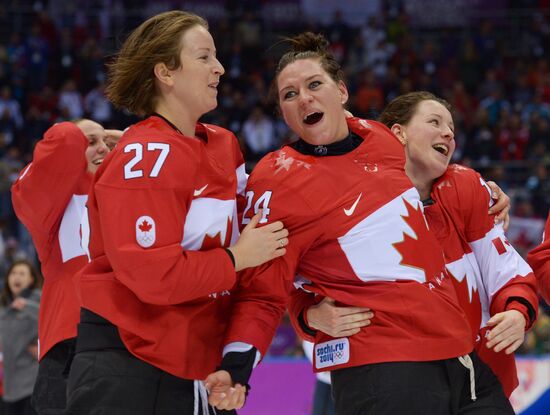 2014 Winter Olympics. Ice hockey. Women. Finals