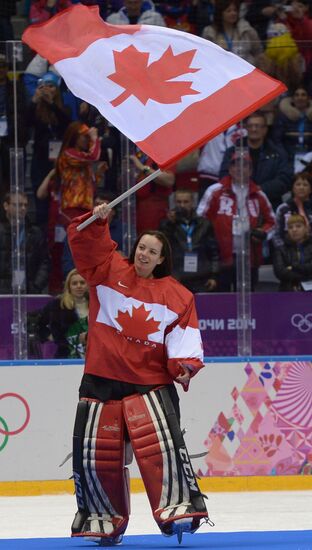 2014 Winter Olympics. Ice hockey. Women. Finals