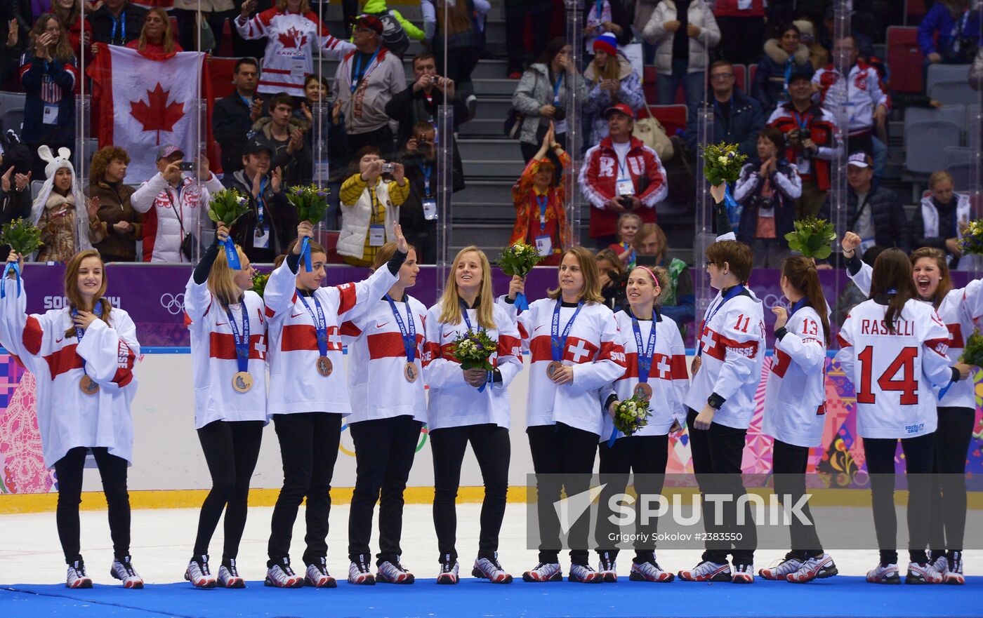2014 Winter Olympics. Ice hockey. Women. Finals