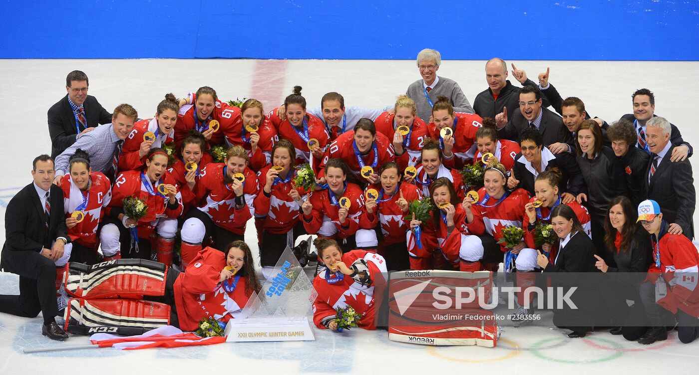 2014 Winter Olympics. Ice hockey. Women. Finals