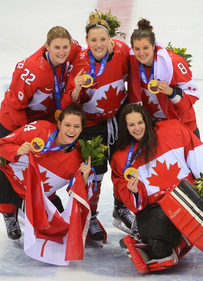 2014 Winter Olympics. Ice hockey. Women. Finals