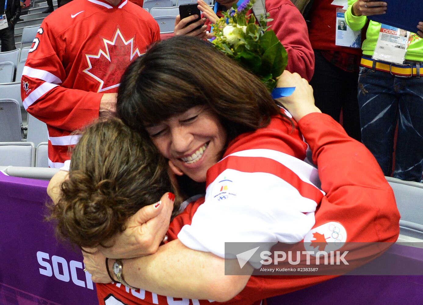 2014 Winter Olympics. Ice hockey. Women. Finals