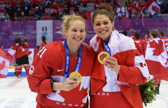 2014 Winter Olympics. Ice hockey. Women. Finals