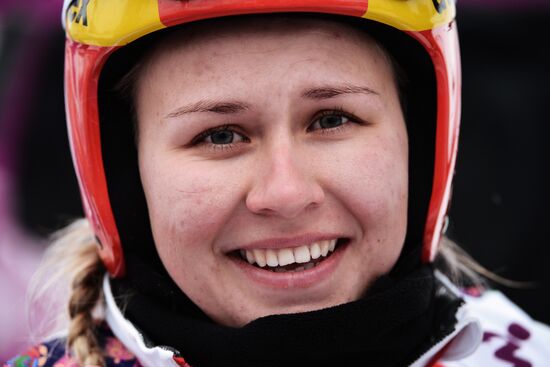 2014 Winter Olympics. Freestyle skiing. Women. Ski cross