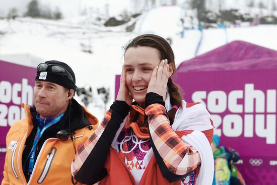 2014 Winter Olympics. Freestyle skiing. Women. Ski cross