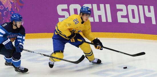 2014 Winter Olympics. Ice hockey. Men. Sweden vs. Finland