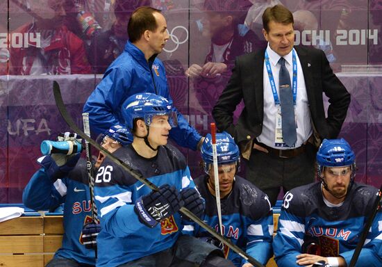 2014 Winter Olympics. Ice hockey. Men. Sweden vs. Finland