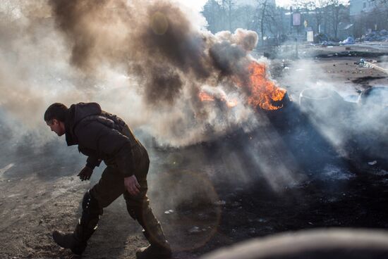 Mass protests in Kiev: Update