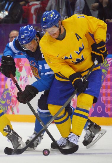 2014 Winter Olympics. Ice hockey. Men. Sweden vs. Finland