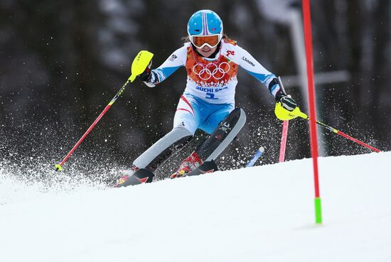 2014 Winter Olympics. Alpine skiing. Women. Slalom