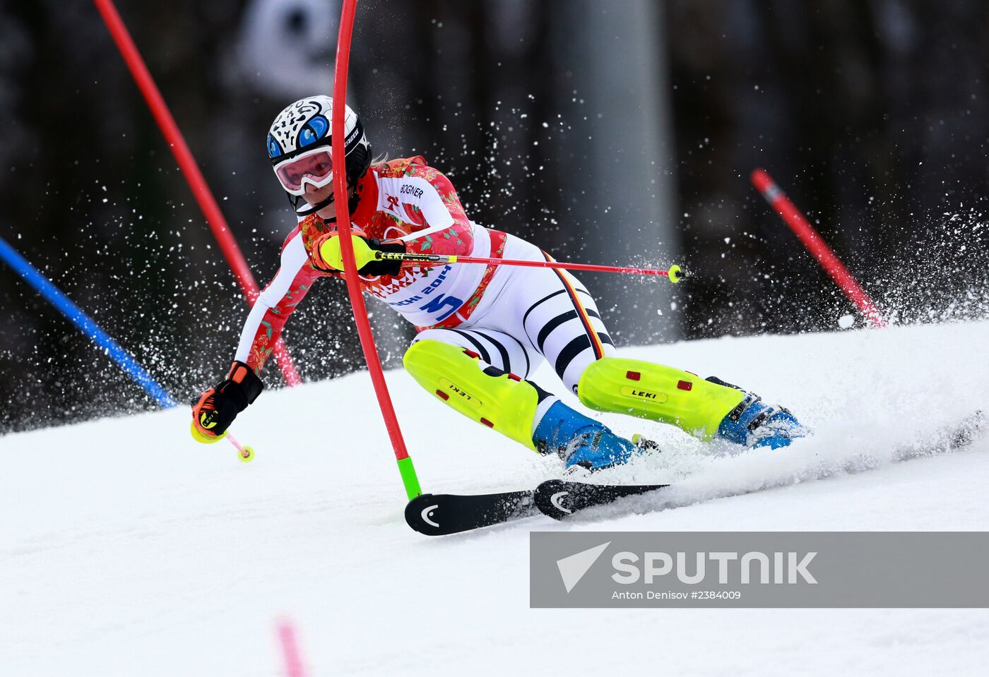 2014 Winter Olympics. Alpine skiing. Women. Slalom