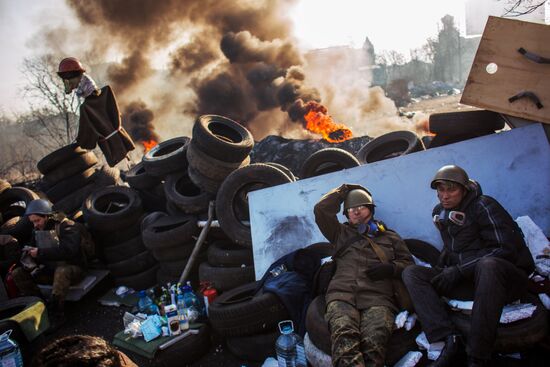 Mass protests in Kiev: Update