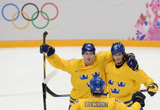 2014 Winter Olympics. Ice hockey. Men. Sweden vs. Finland