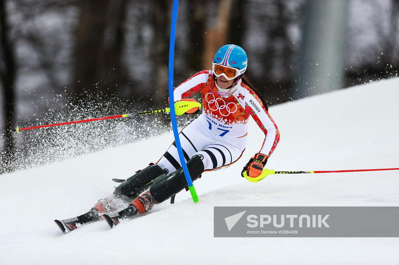2014 Winter Olympics. Alpine skiing. Women. Slalom