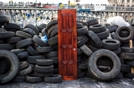 Mass protests in Kiev: Update