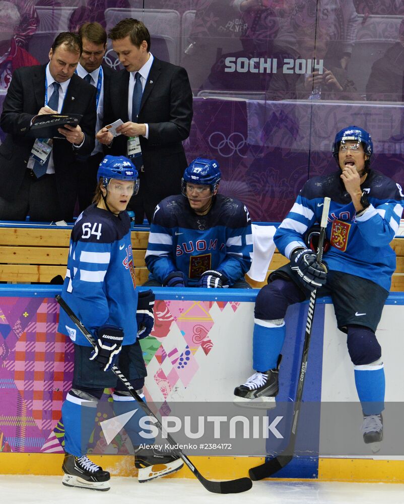 2014 Winter Olympics. Ice hockey. Men. Sweden vs. Finland