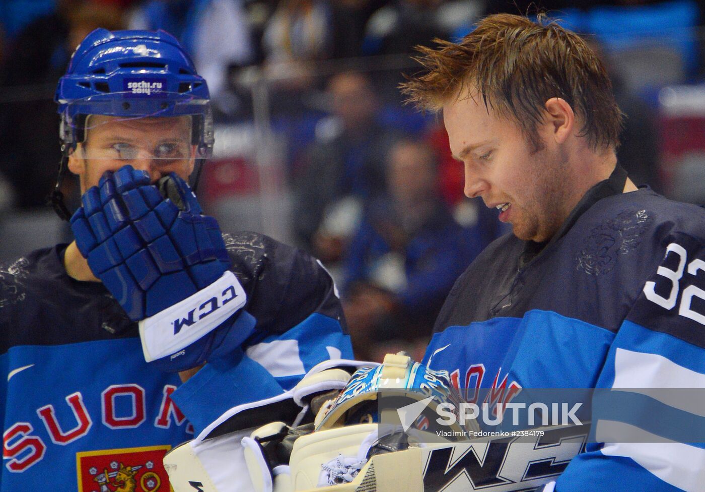 2014 Winter Olympics. Ice hockey. Men. Sweden vs. Finland