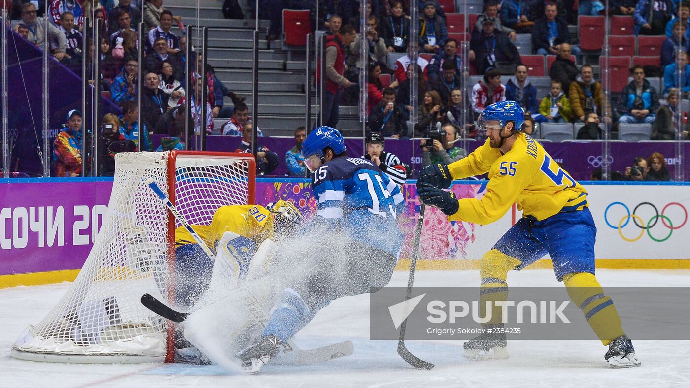2014 Winter Olympics. Ice hockey. Men. Sweden vs. Finland