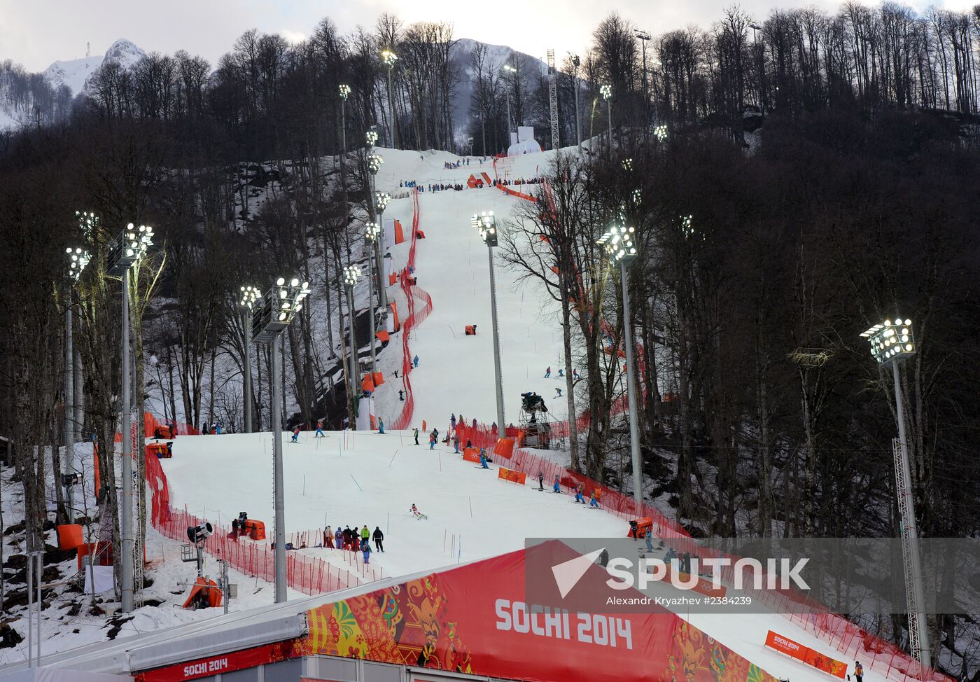 2014 Winter Olympics. Alpine skiing. Women. Slalom