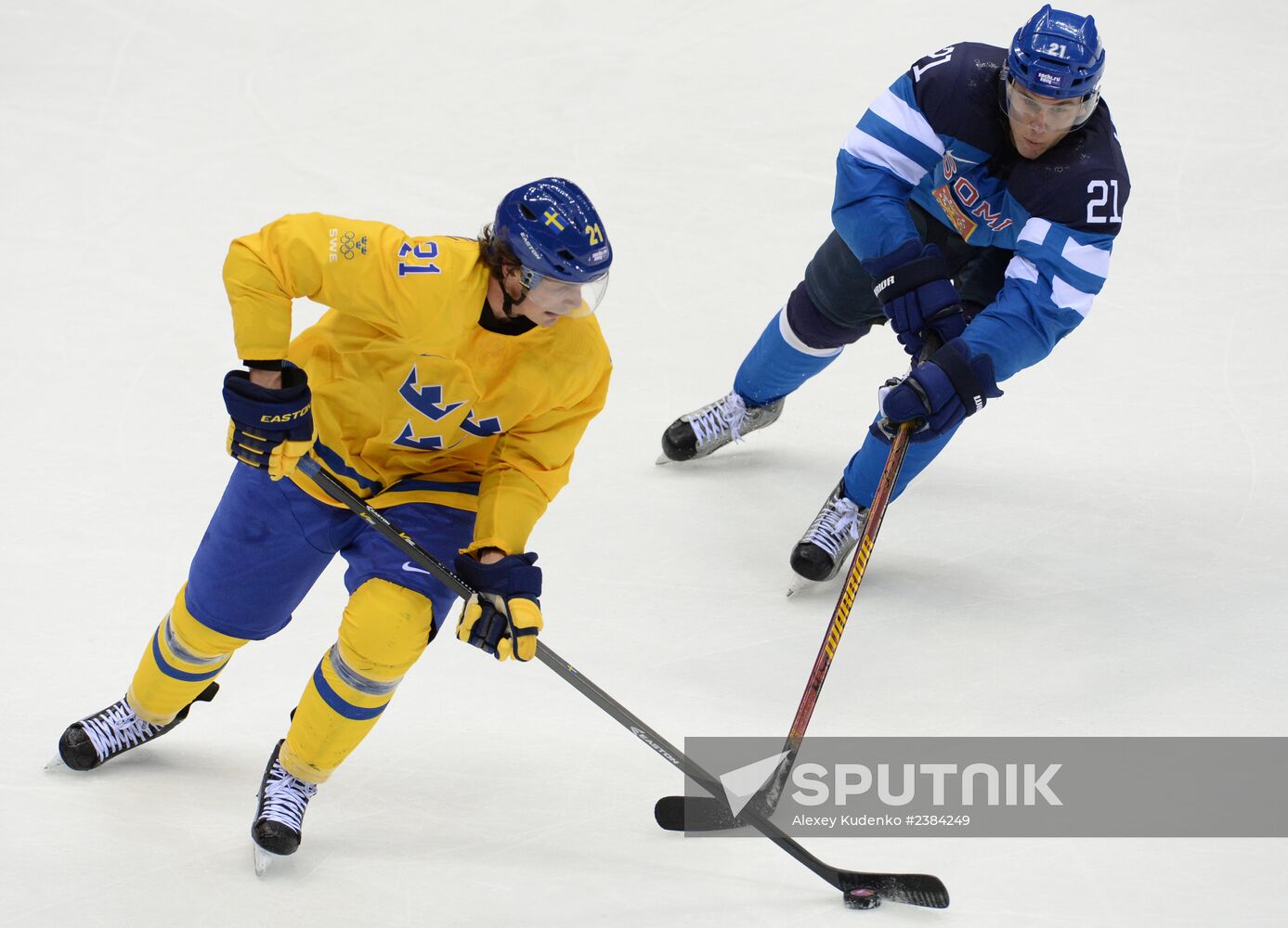 2014 Winter Olympics. Ice hockey. Men. Sweden vs. Finland