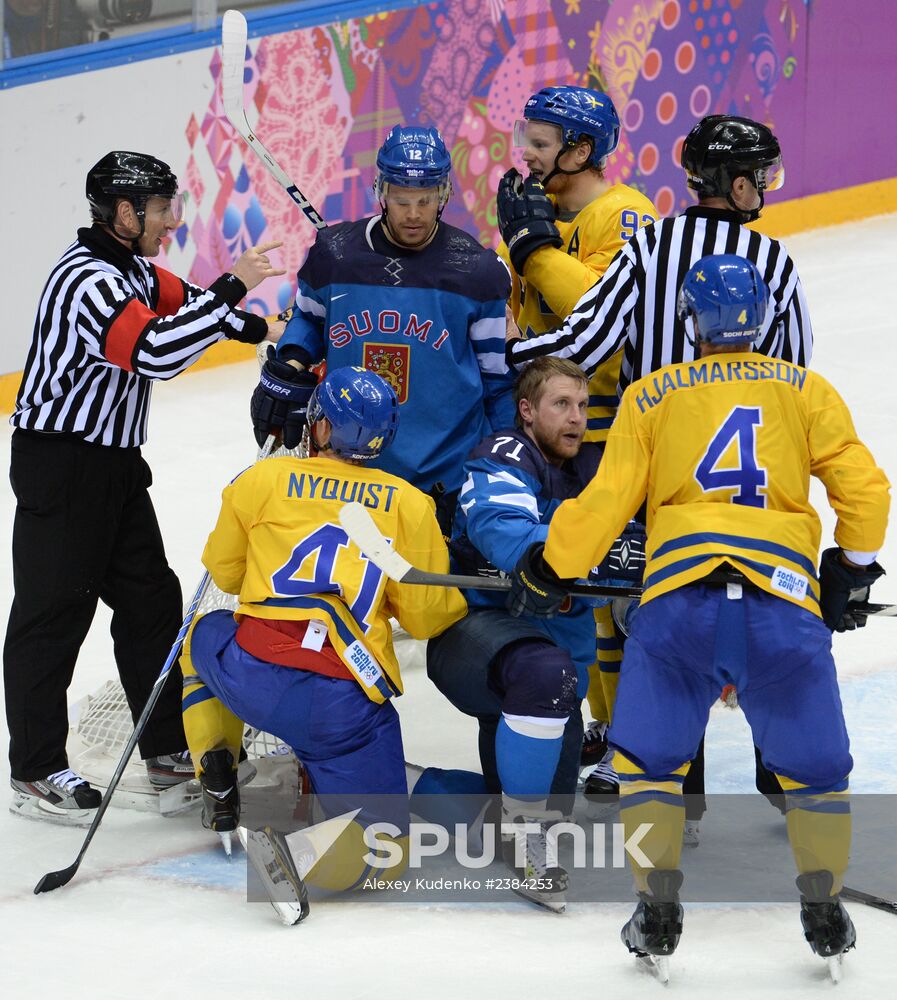 2014 Winter Olympics. Ice hockey. Men. Sweden vs. Finland