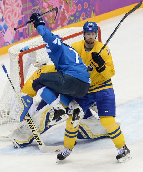 2014 Winter Olympics. Ice hockey. Men. Sweden vs. Finland