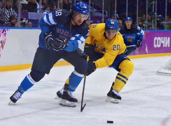 2014 Winter Olympics. Ice hockey. Men. Sweden vs. Finland