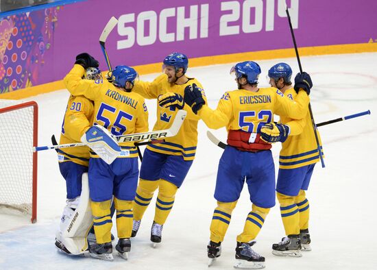 2014 Winter Olympics. Ice hockey. Men. Sweden vs. Finland